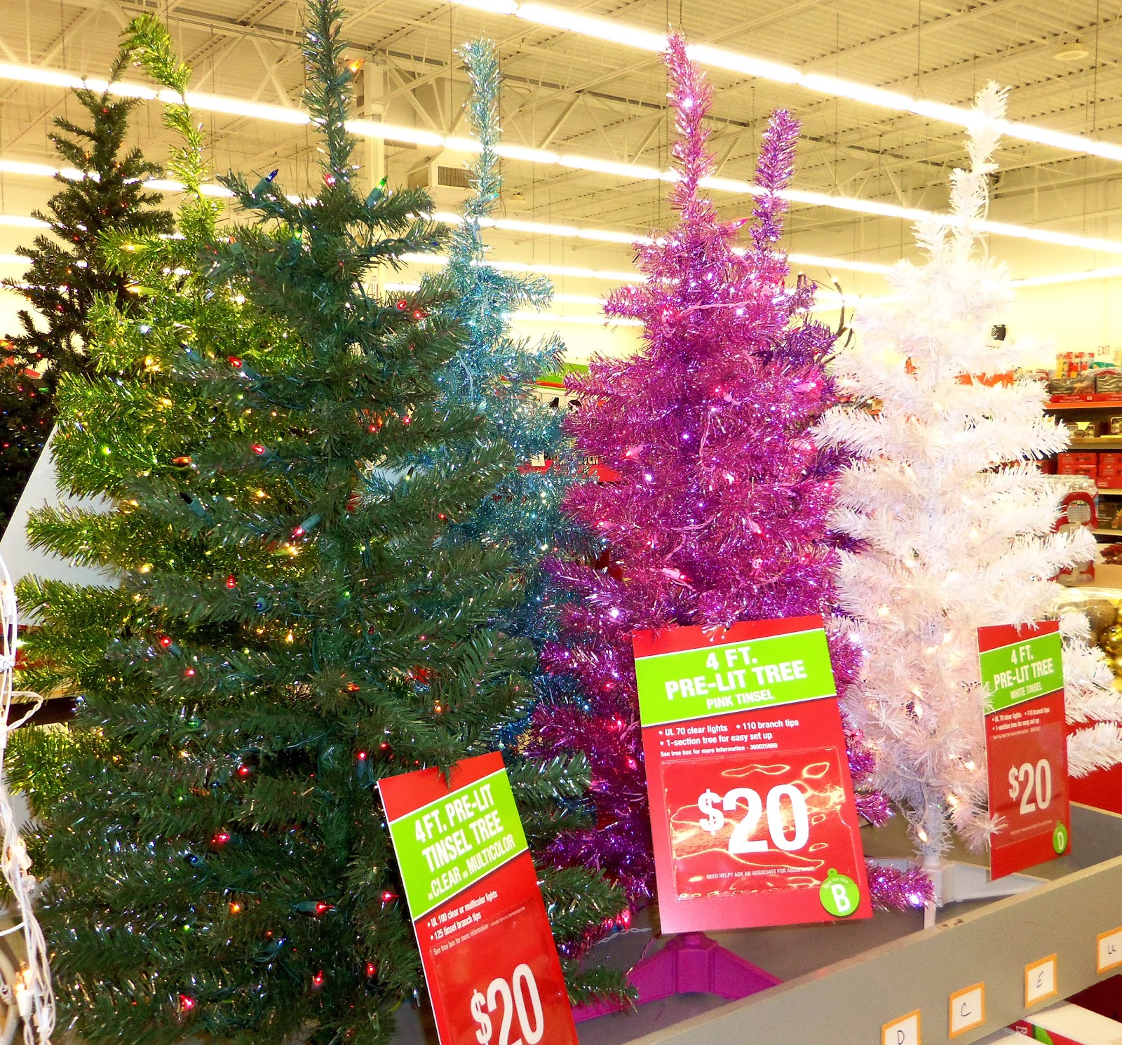 A DEBBIEDABBLE CHRISTMAS Christmas in the Stores Big Lot's