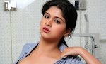 Ice Cream 2 Heroine Naveena Hot Photos-thumbnail