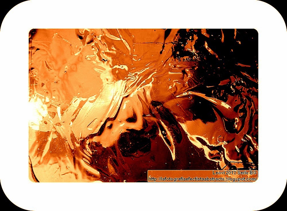 Foto Abstracta 3211 Quise escribir y me tembló la mano - I wanted to write and I trembled his hand Foto Abstracta 3211 Quise escribir y me tembló la mano - I wanted to write and I trembled his hand