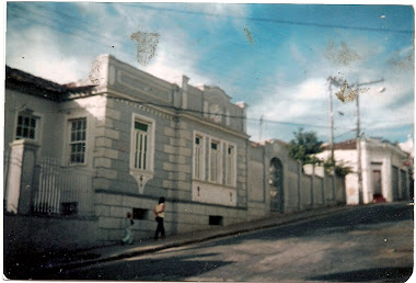 RESIDENCIA DOS DUTRA CAMARA NA SENA FIGUEIREDO