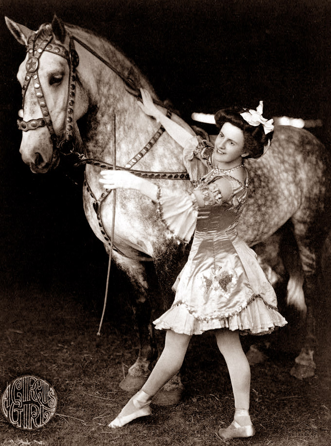 Awesome Vintage Circus Photographs vintage everyday