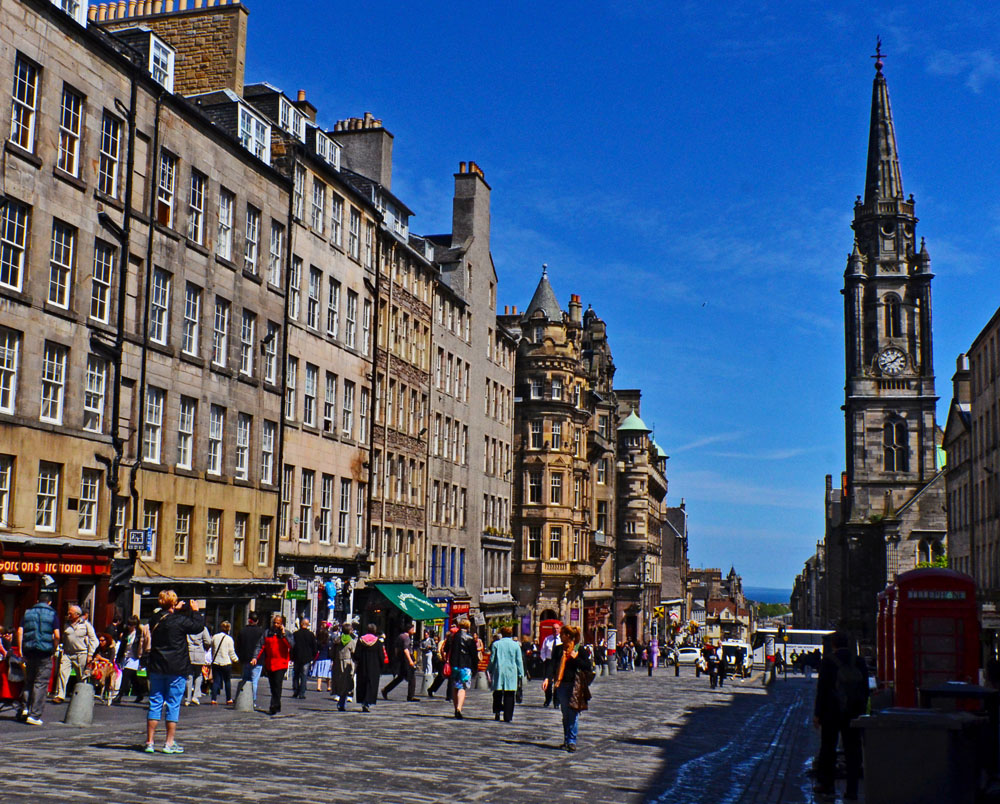 Destinations: The Royal Mile of Edinburgh