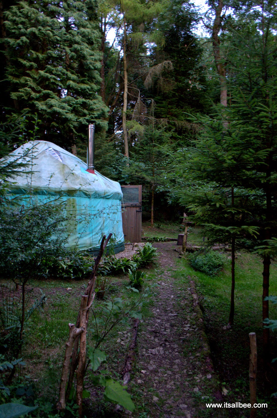 Yurt Glamping Camping - Rock East Somerset camping site
