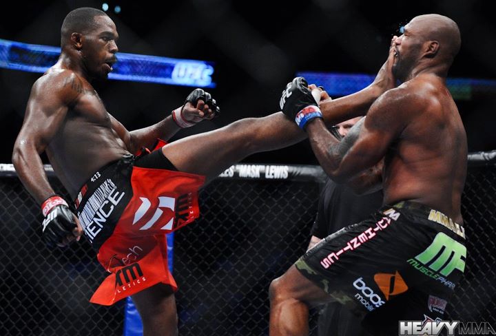 Jones%252C+Jon+front+kick+to+Rampage%2527s+face+UFC+135+Sept+24+11.jpg