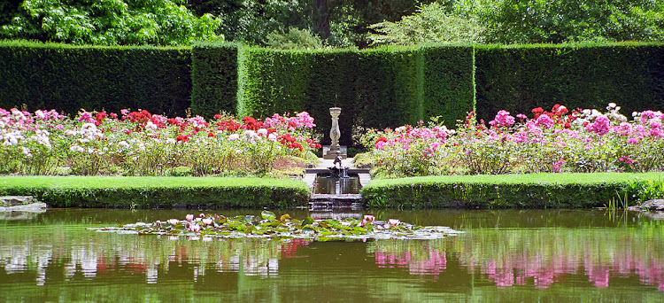 Fountain Design for Gardens