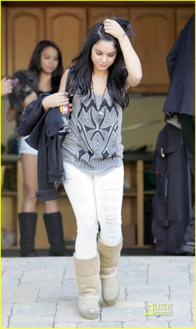 vanessa hudgens ugg boots vanessa hudgens ugg boots