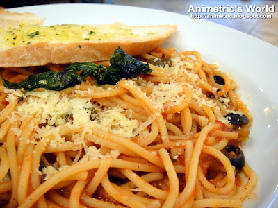 Spagehtti alla Putanesca at Carlo's Pizza