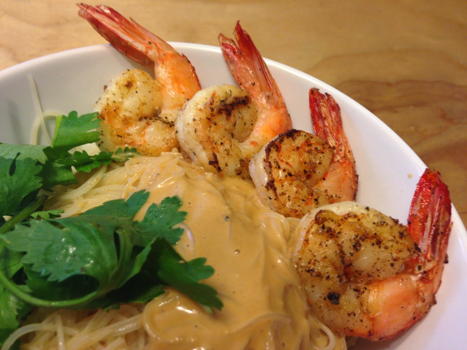 Pastamore Spicy Thai Peanut Sauce and Shrimp