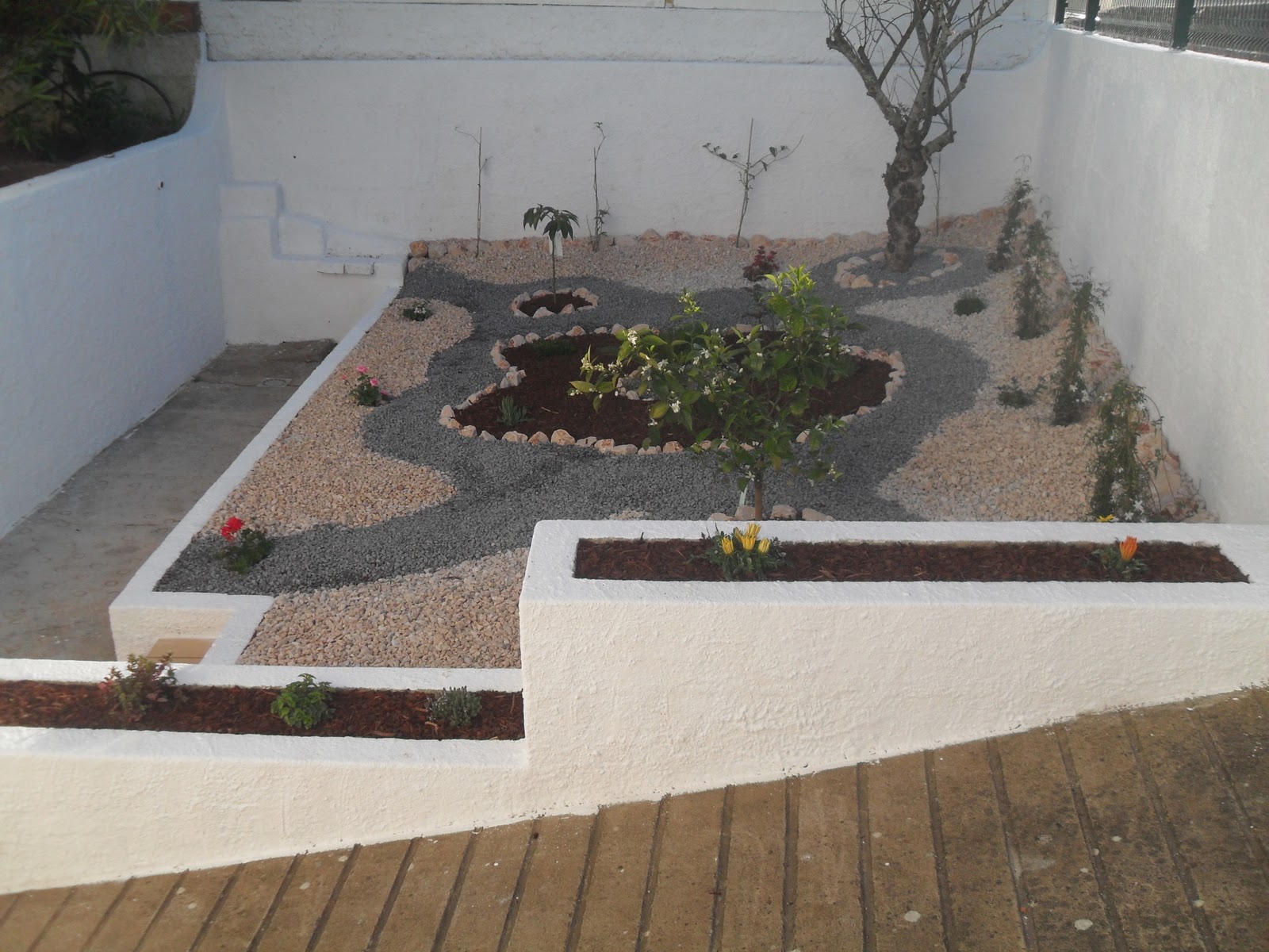 decoracao jardim pedras: : Construção do Jardim , Decoração com Pedras. Casa do Diplomata decoracao jardim pedras: : Construção do Jardim , Decoração com Pedras. Casa do Diplomata