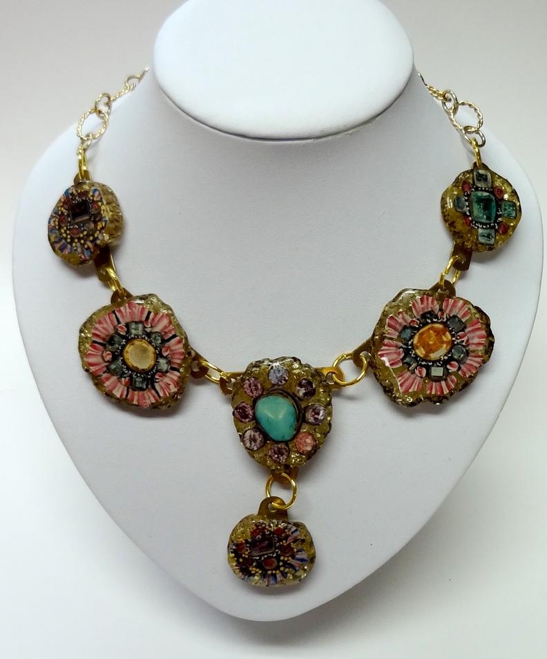 Resin Crafts The Faux Jewels Necklace