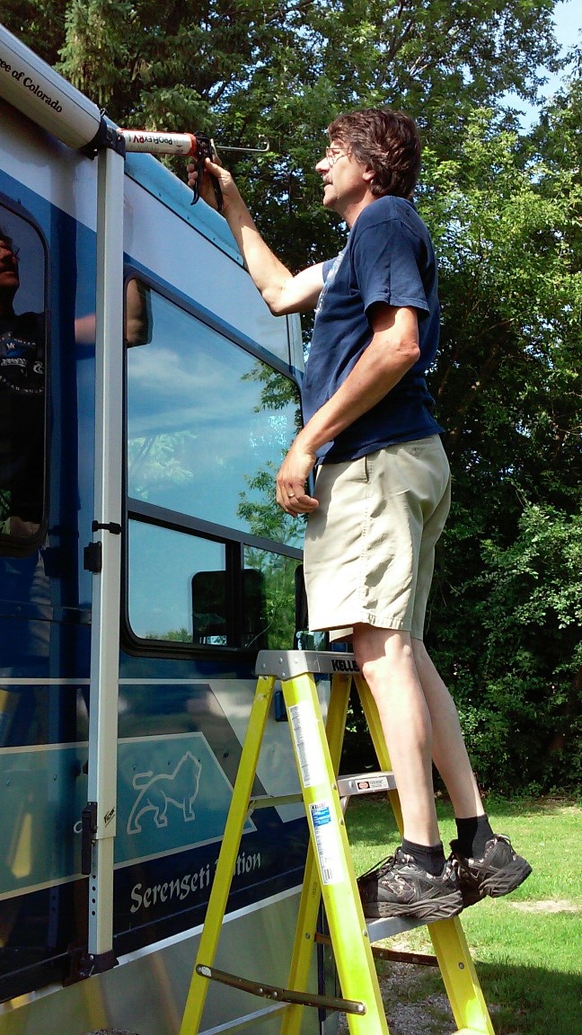 Cougar 25res Van Boxtel Rv And Auto 1956 Bond St Green Bay Wi 54303