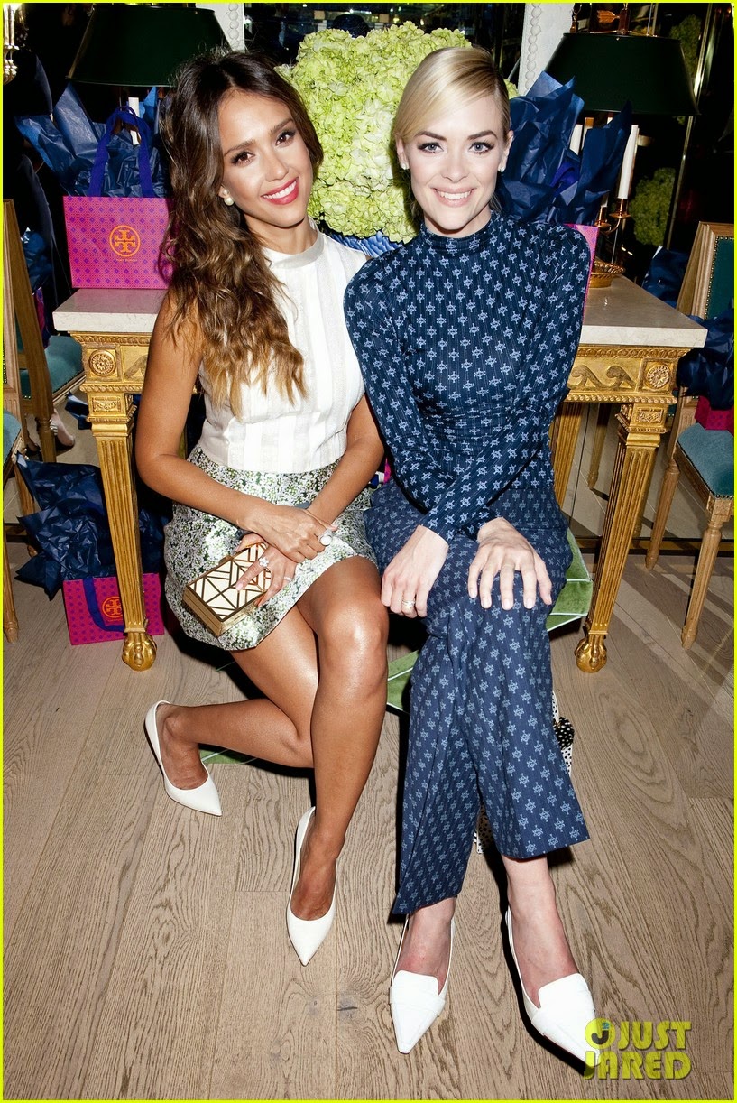 Celeb Diary: Jessica Alba & Jaime King @ Tory Burch Rodeo Drive