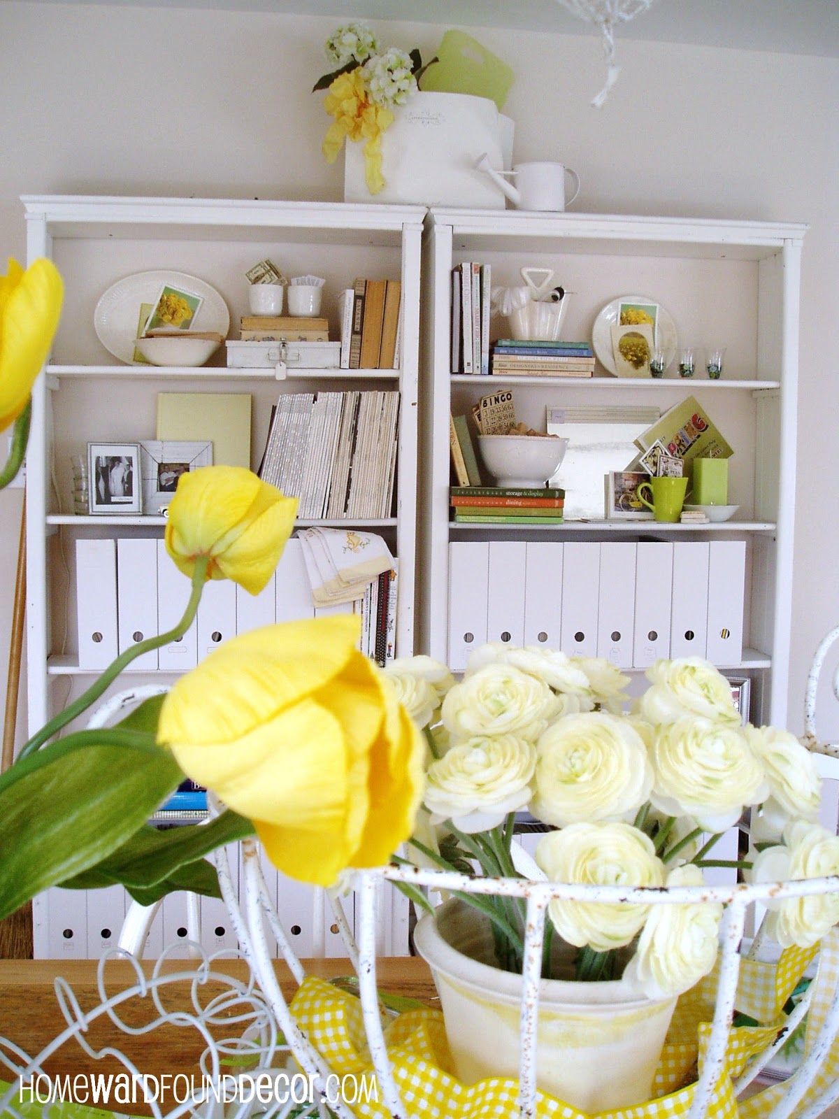 decorating by the book! homewardFOUND decor