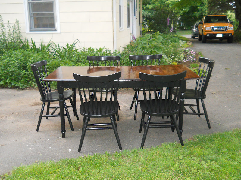 Heir and Space Vintage Pecan Dining Table Set