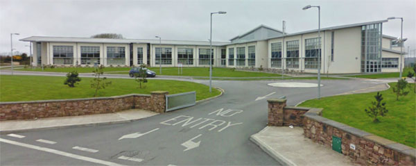 Pobalscoil Na Trionoide