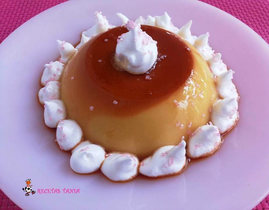 Flan De Huevo Con Merengue
