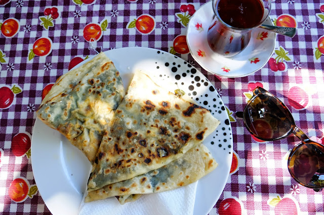 anadolu kavagi-istanbul kacamaklari-dogal urunler-cay gozleme