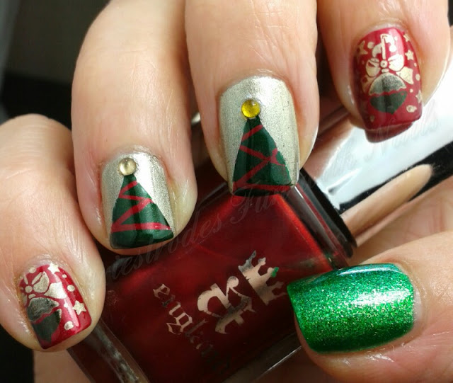 lauriestrodes fun with nails fancy friday 34 merry christmas how do you say merry christmas in polish