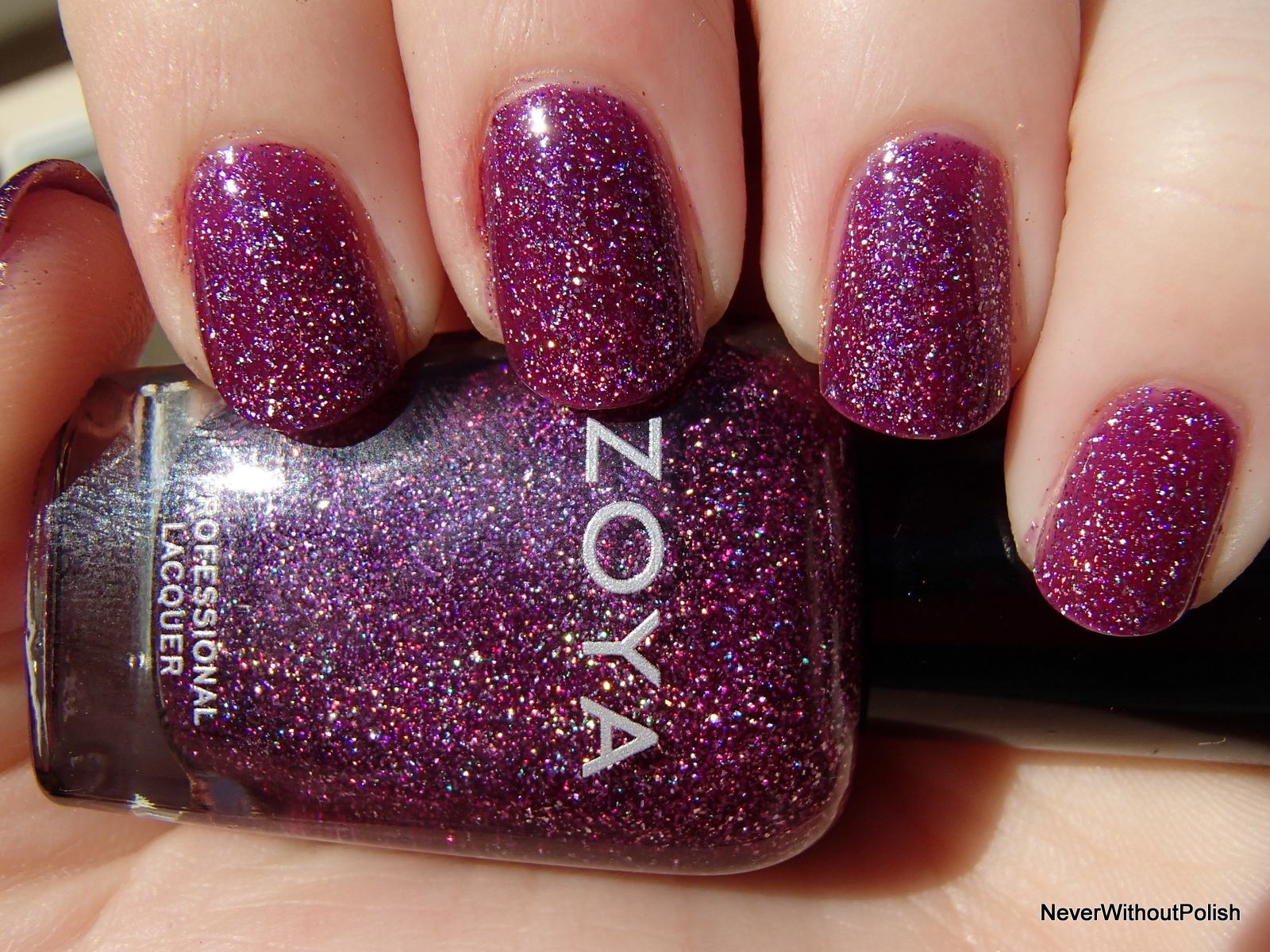 Zoya Aurora