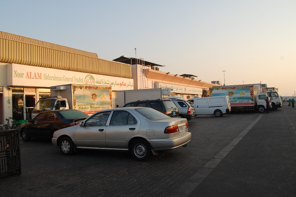 Dubai Aweer Car Market  . Al Aweer Auto Market Is Another Great Place To Buy Second Hand Vehicles In Dubai.