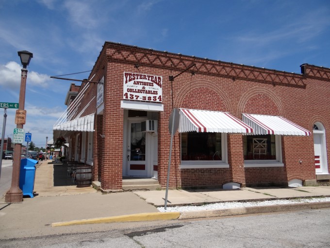 Walkabout With Wheels Blog A Walk Around Downtown Owensville, Missouri