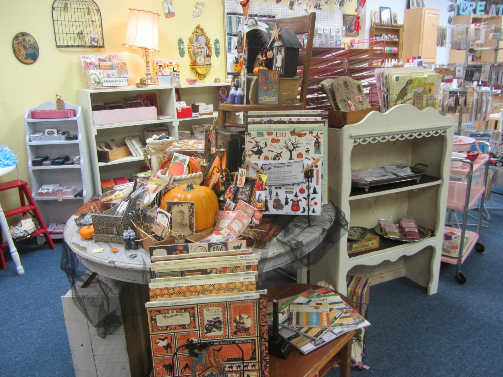 **FREE ViNTaGE DiGiTaL STaMPS** The Paper Collage Paper Arts Store...