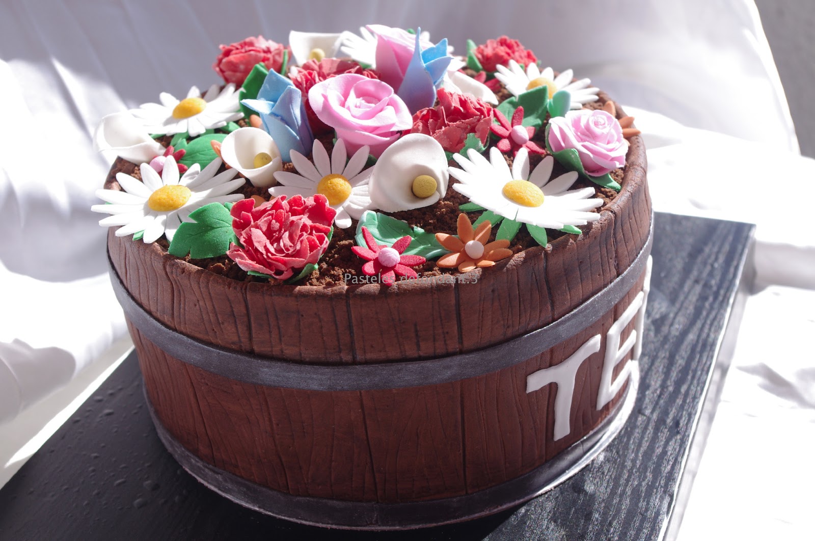 Cesta de flores | Pasteles de fondant