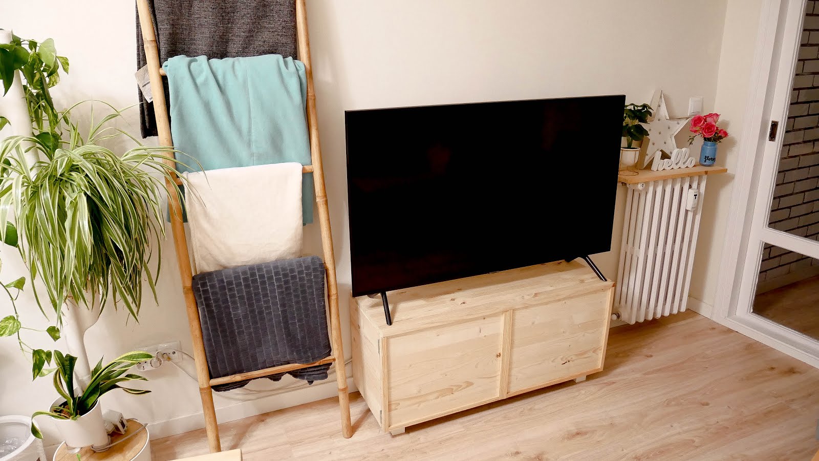 DIY | MUEBLE PARA LA TELEVISION - HANDBOX