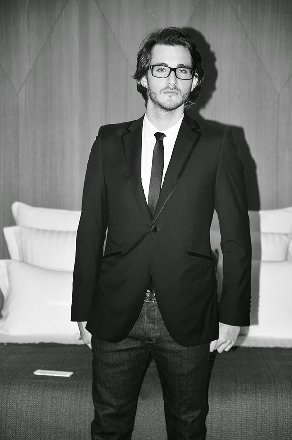 CYPRIEN LEYM DJ JONAS JONES