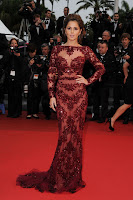 Cheryl Cole stiker a pose in a Zuhair Murad dress