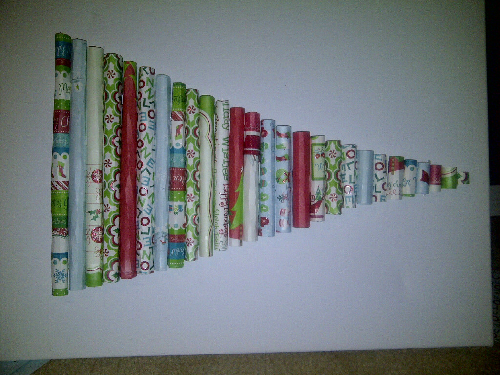 A Creative and Crafty Inspiration Rolled Paper Christmas Tree Wall Hanging