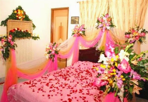 Model rangkaian bunga untuk kamar pengantin 2017/2018 Model rangkaian bunga untuk kamar pengantin 2017/2018