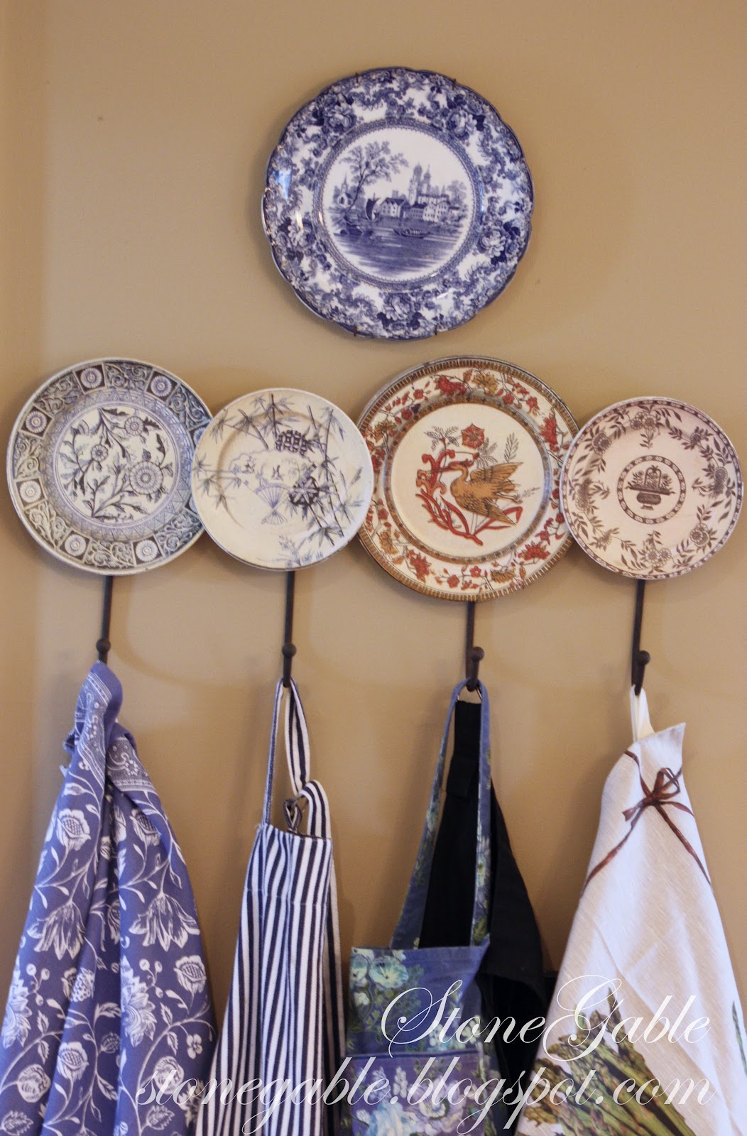 APRON STRINGS StoneGable