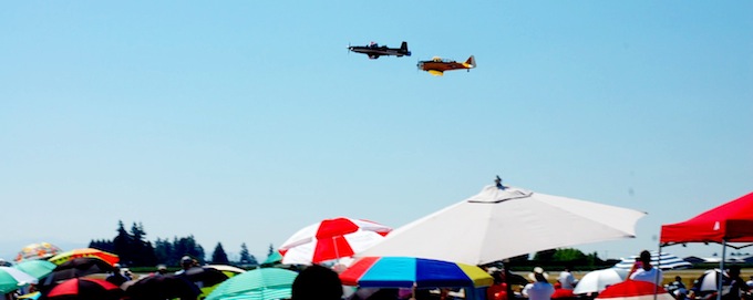 Forever 21 maxi dress, H&M wool hat, Mansur Gavriel tote bag Vancouver fashion blog Abbotsford International Air Show