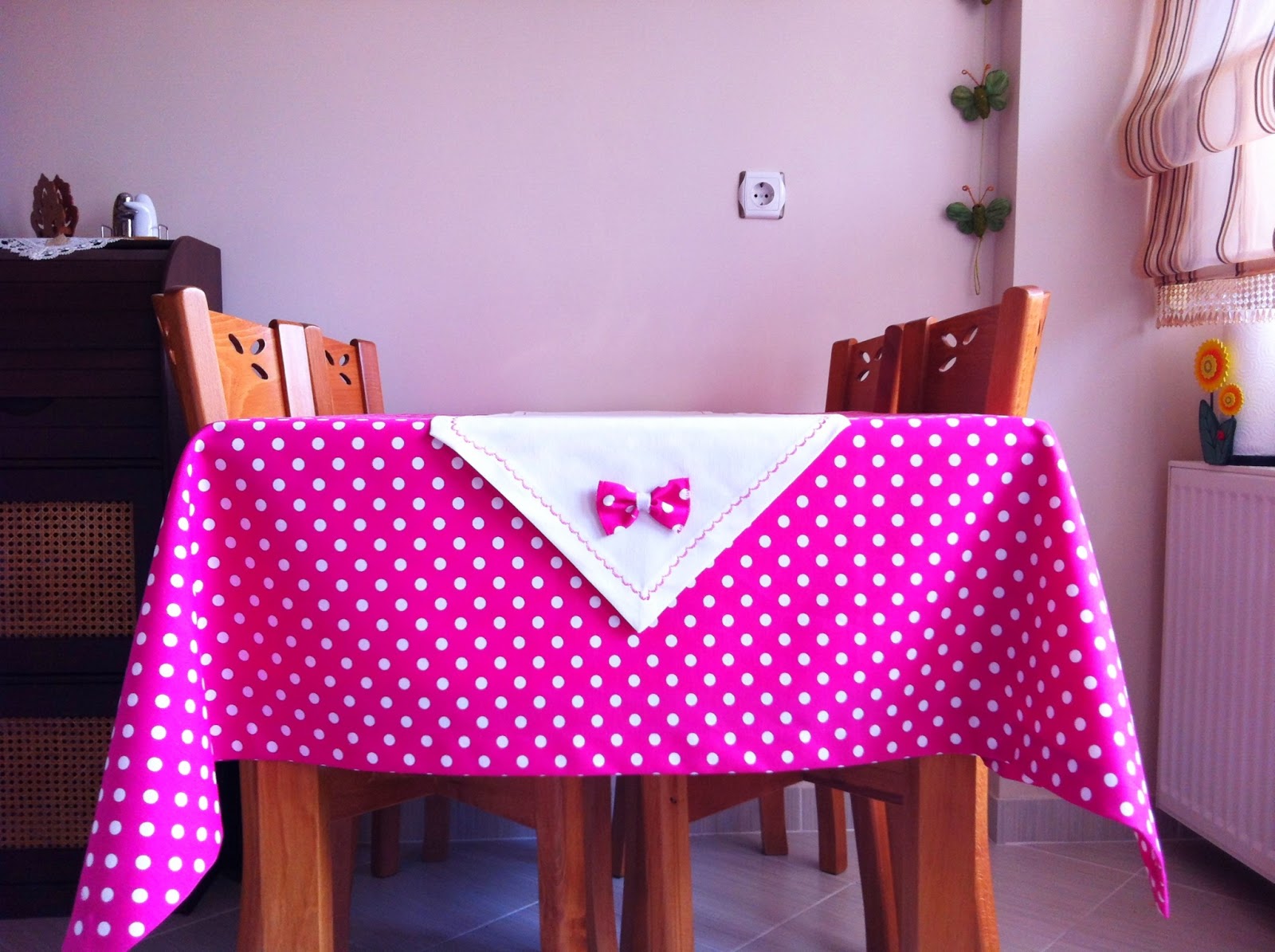 Busra Nin Hobi Dunyasi Fiyonklu Masa Ortusu