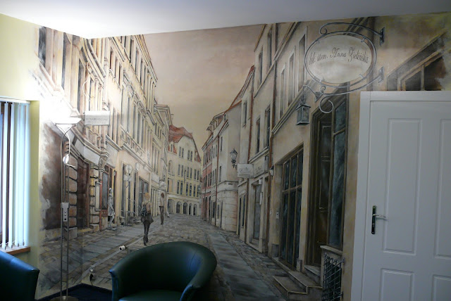 Artystyczne malarstwo ścienne, malowanie ściany w barze, Warszawa