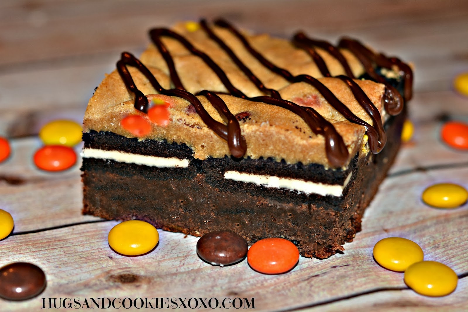 TRIPLE LAYER REESE'S PIECES OREO BROWNIES Hugs and Cookies XOXO