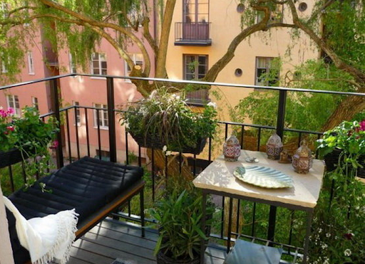 teras rumah minimalis sederhana di balkon atau di bagian lantai atas rumah teras rumah minimalis sederhana di balkon atau di bagian lantai atas rumah