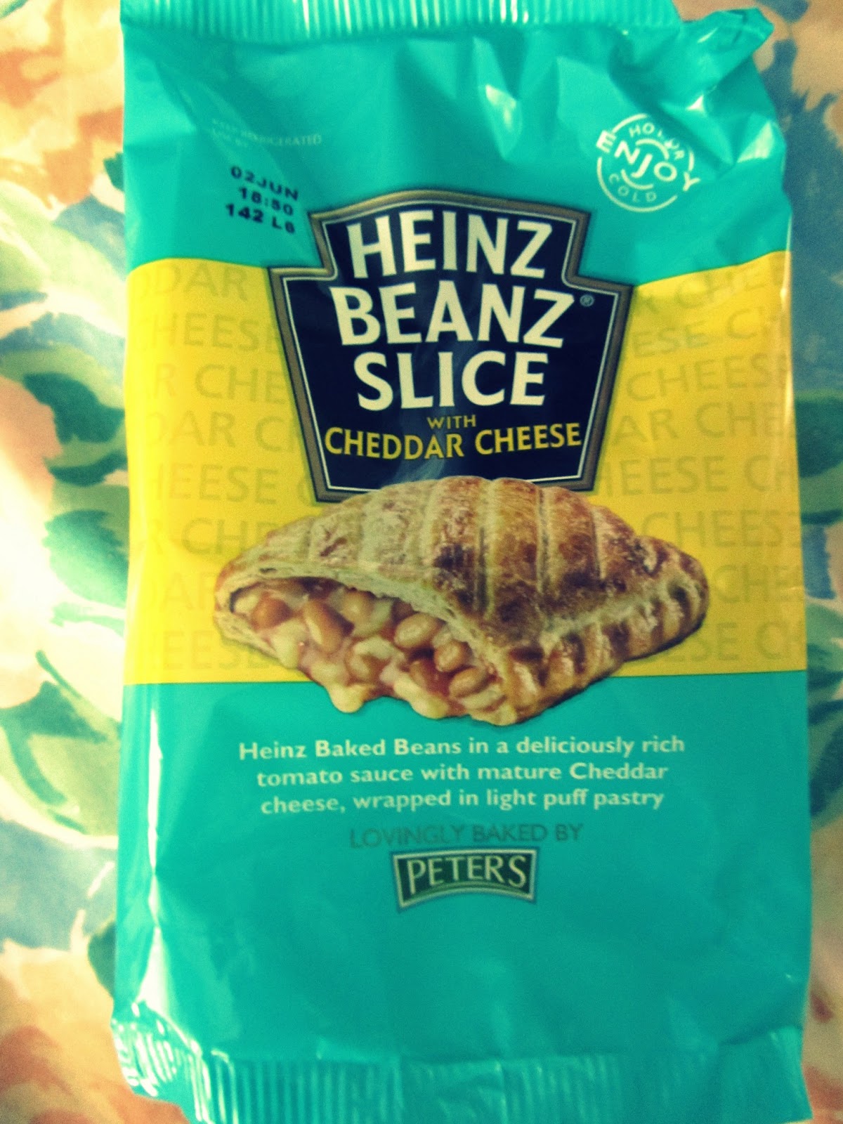 Review Crazy Heinz Beanz Slice With Cheddar Cheese