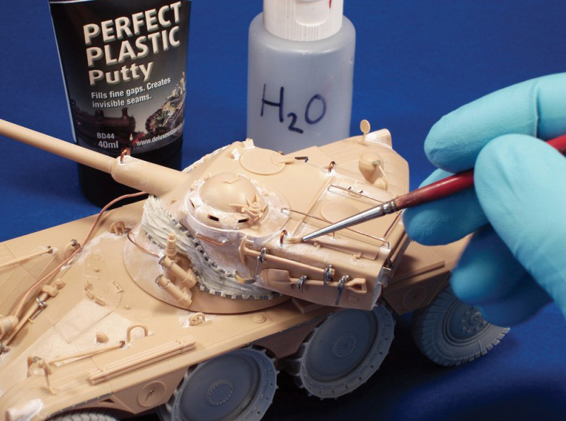 News From The Front: BEST OF 2015! Perfect Plastic Putty by Deluxe Materials