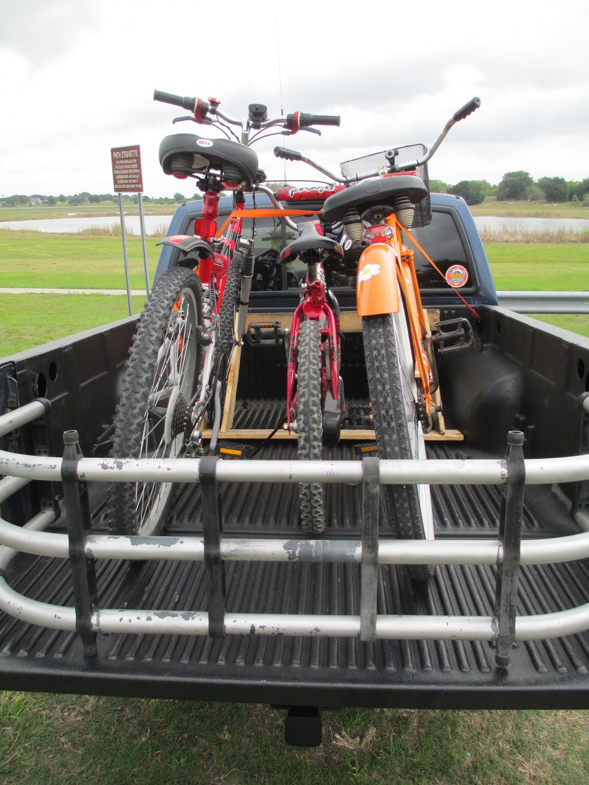 Maple Hill 101 Thrifty ThursdayEasy Bike Rack