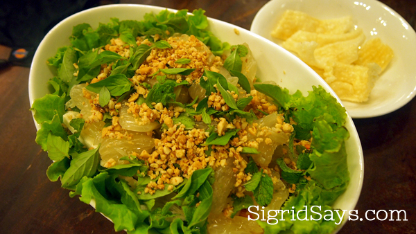 Pomelo salad