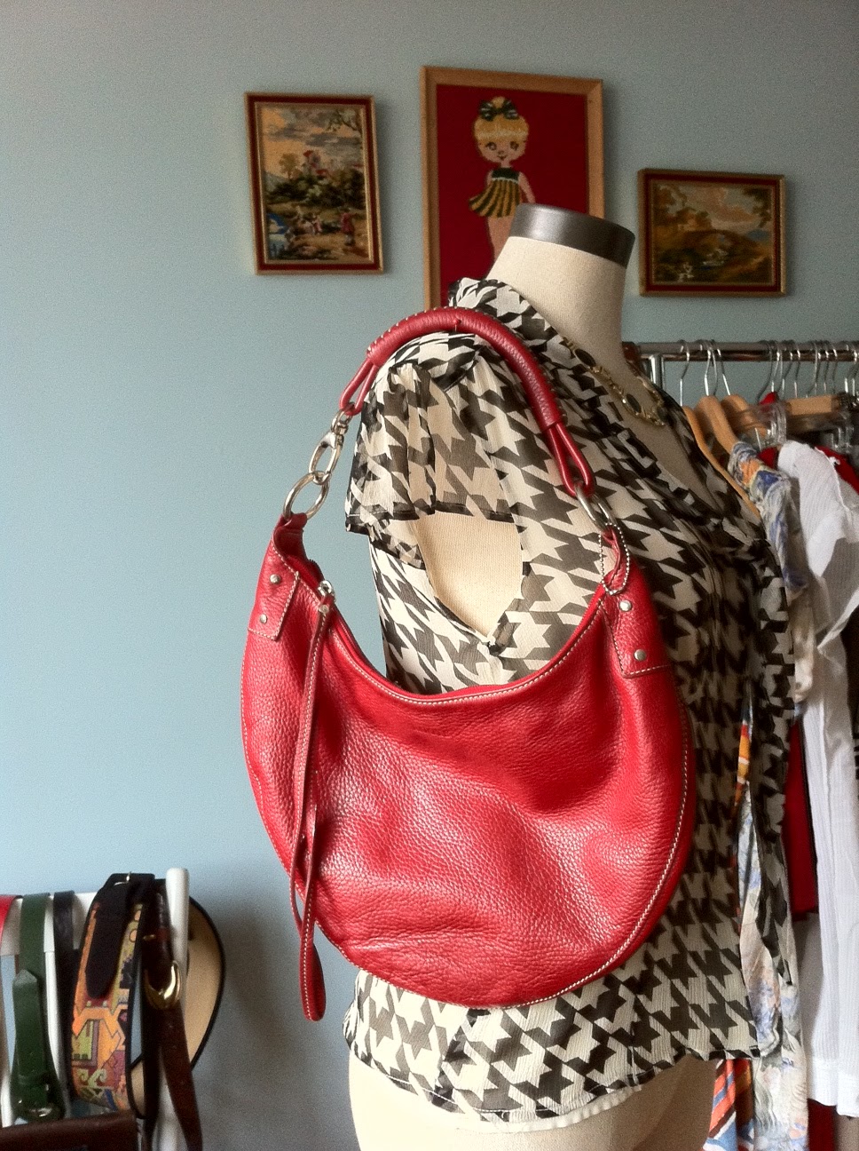 Roots+canvas+bags+canada