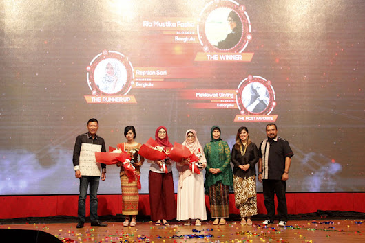 Ria Fasha, Blogger Aktif Penuh Prestasi