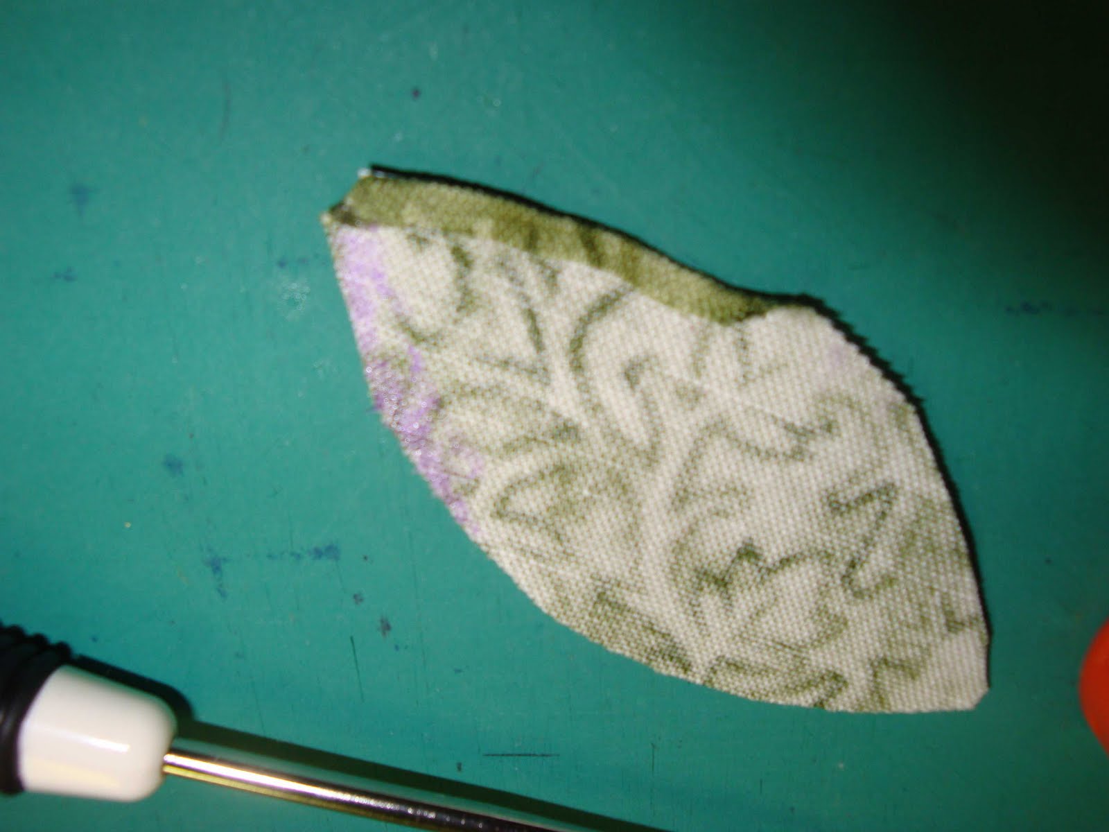 FABRIC THERAPY Glue stick applique, the tutorial PART THREE...