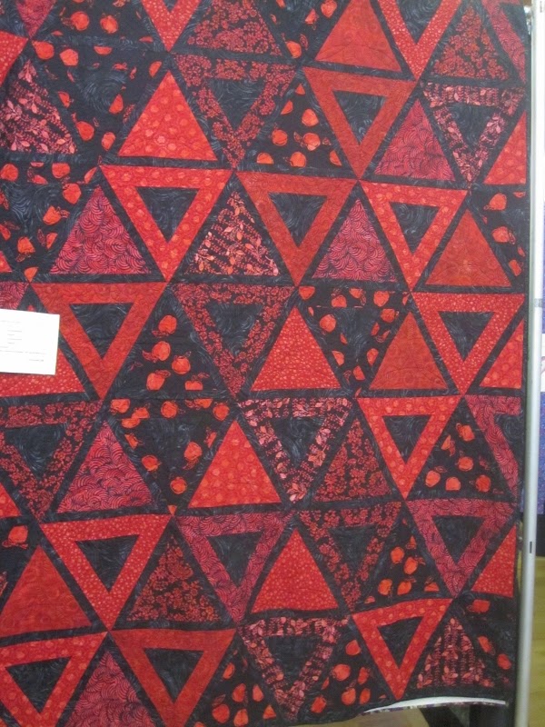 True Blue Canadian Kindred Hearts Quilt Show Part one