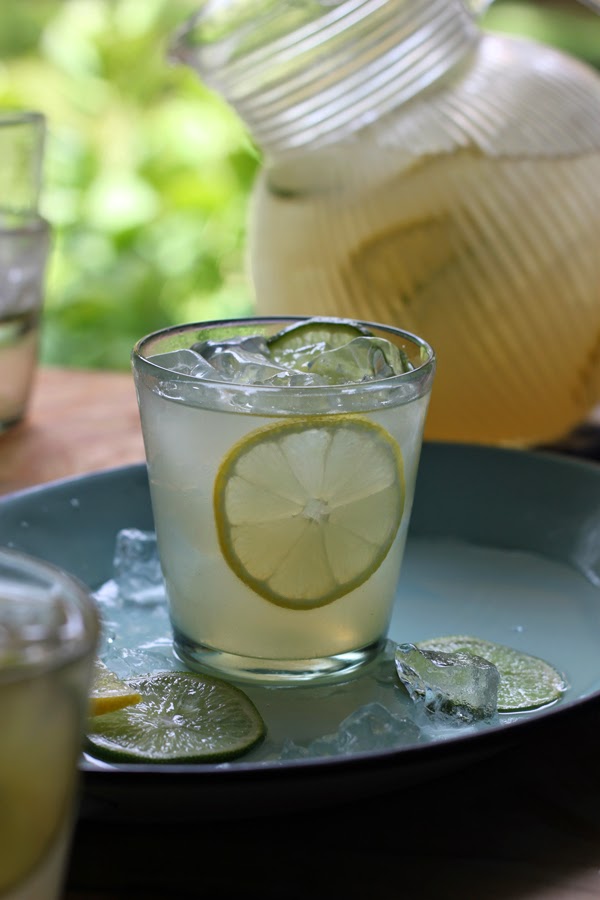 Stir & Scribble: Thirsty Thursday | Vanilla Lemon-Limeade