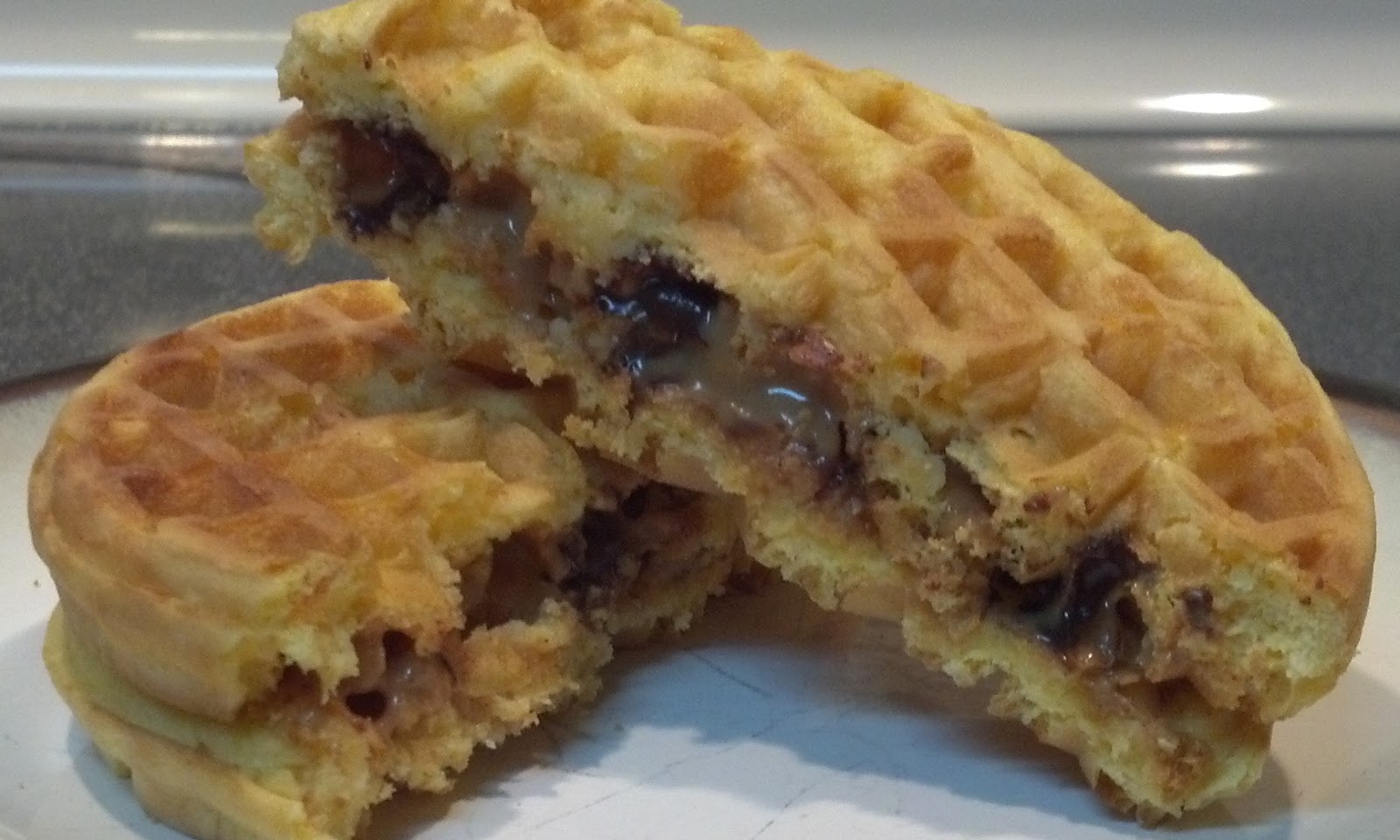 CREATIVE TRAVEL MUGS BLOG Peanut Butter Chocolate Chip Waffle Sandwich