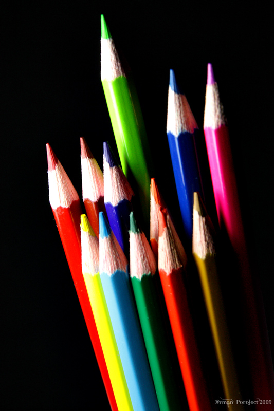 Inspirasi 22+ Gambar Pensil Warna Di Dalam Wadah