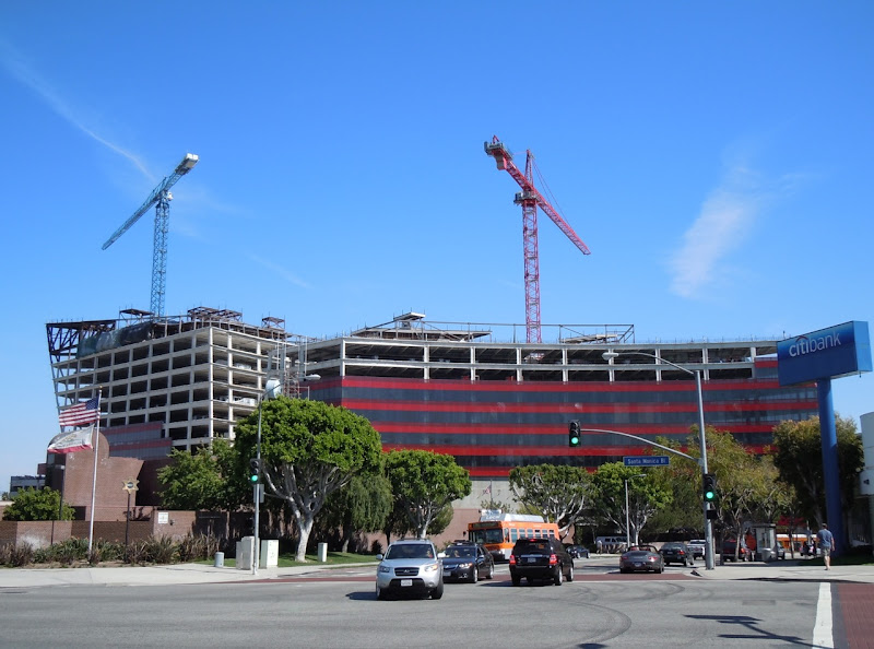 Pacific Design Center Red build